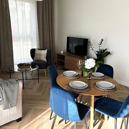 Cherry Apartment